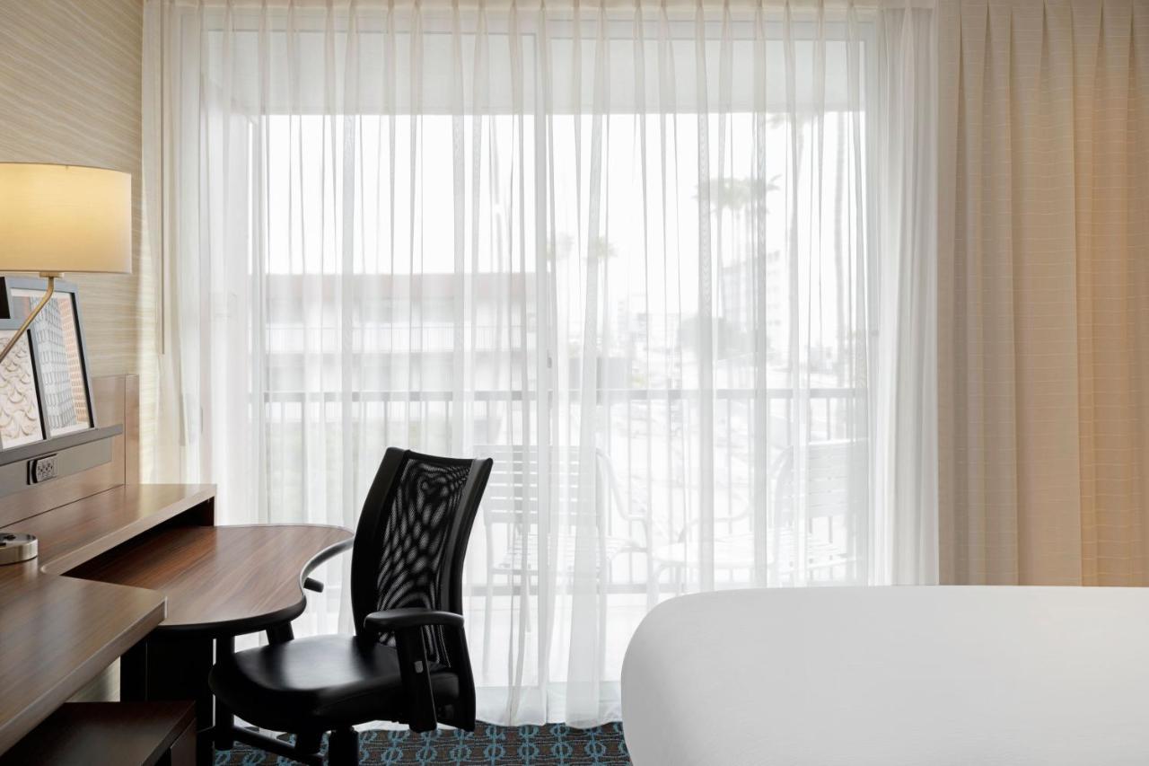 Fairfield & By Marriott Angeles Lax/el Segundo 3*