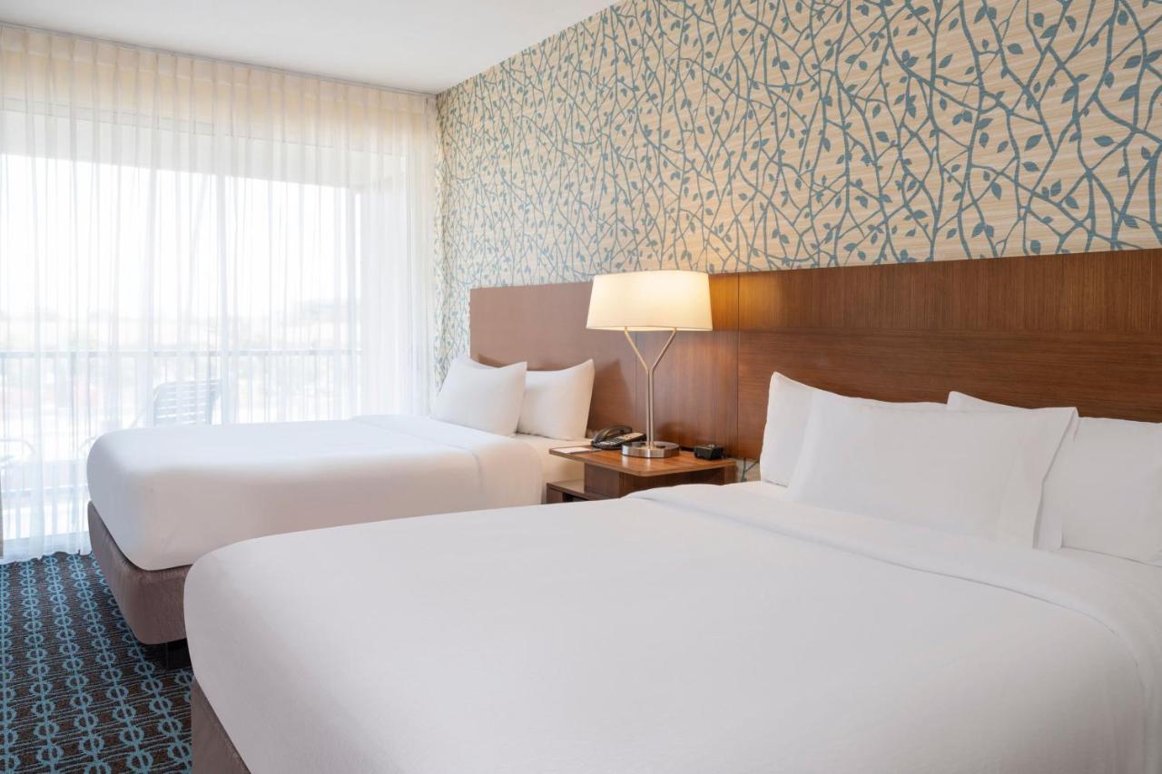 Fairfield & By Marriott Angeles Lax/el Segundo El Segundo